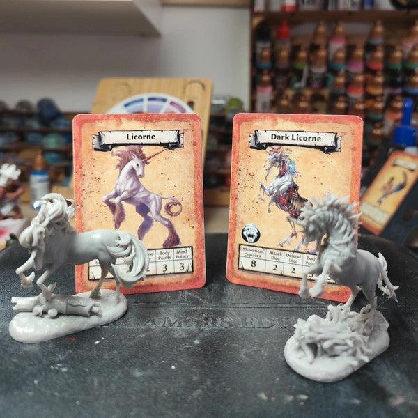 Figurines Licorne et Dark Licorne Heroquest