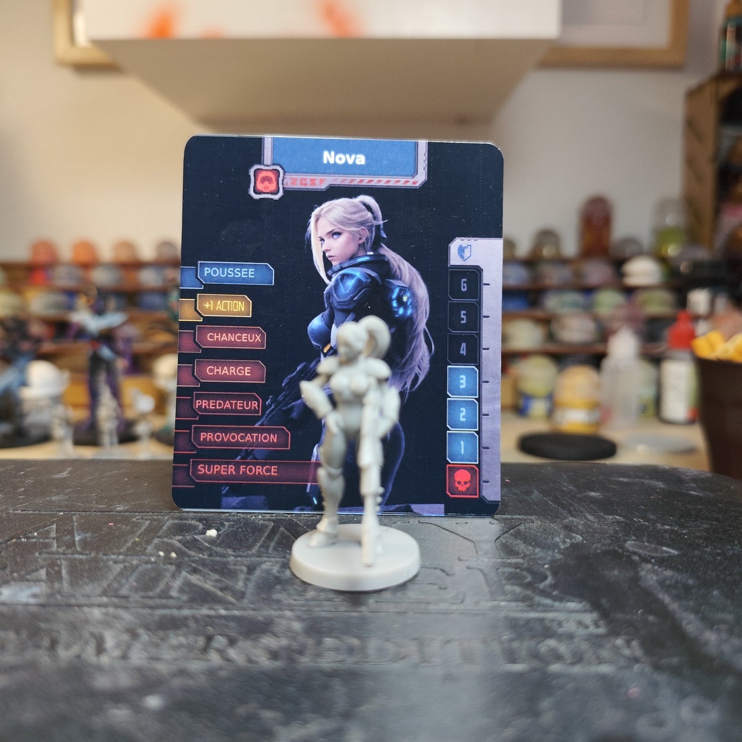 Figura Cadian Minka Lesk (40k) Zombicide Invader