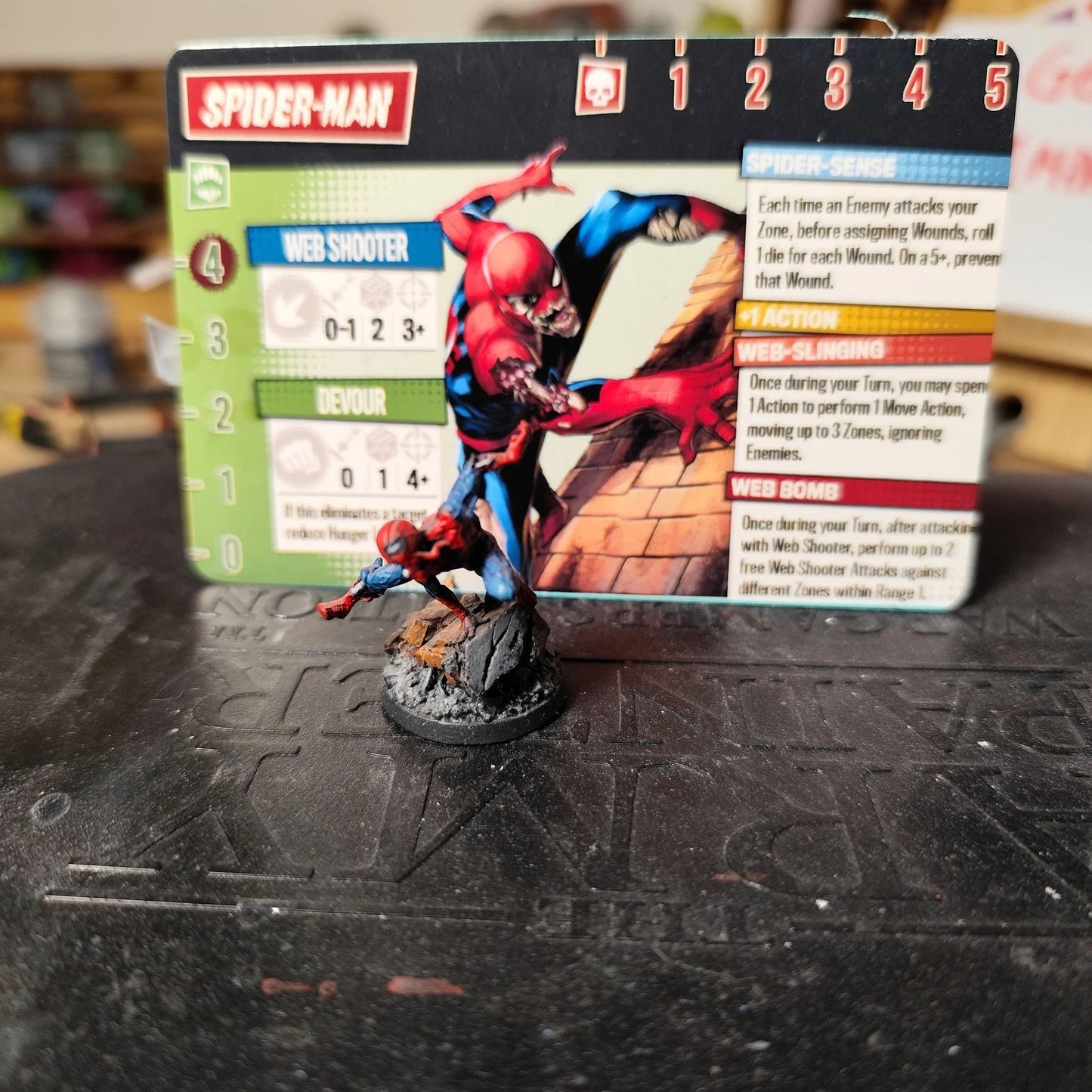 Figura Spiderman Zombie Marvel Zombicide