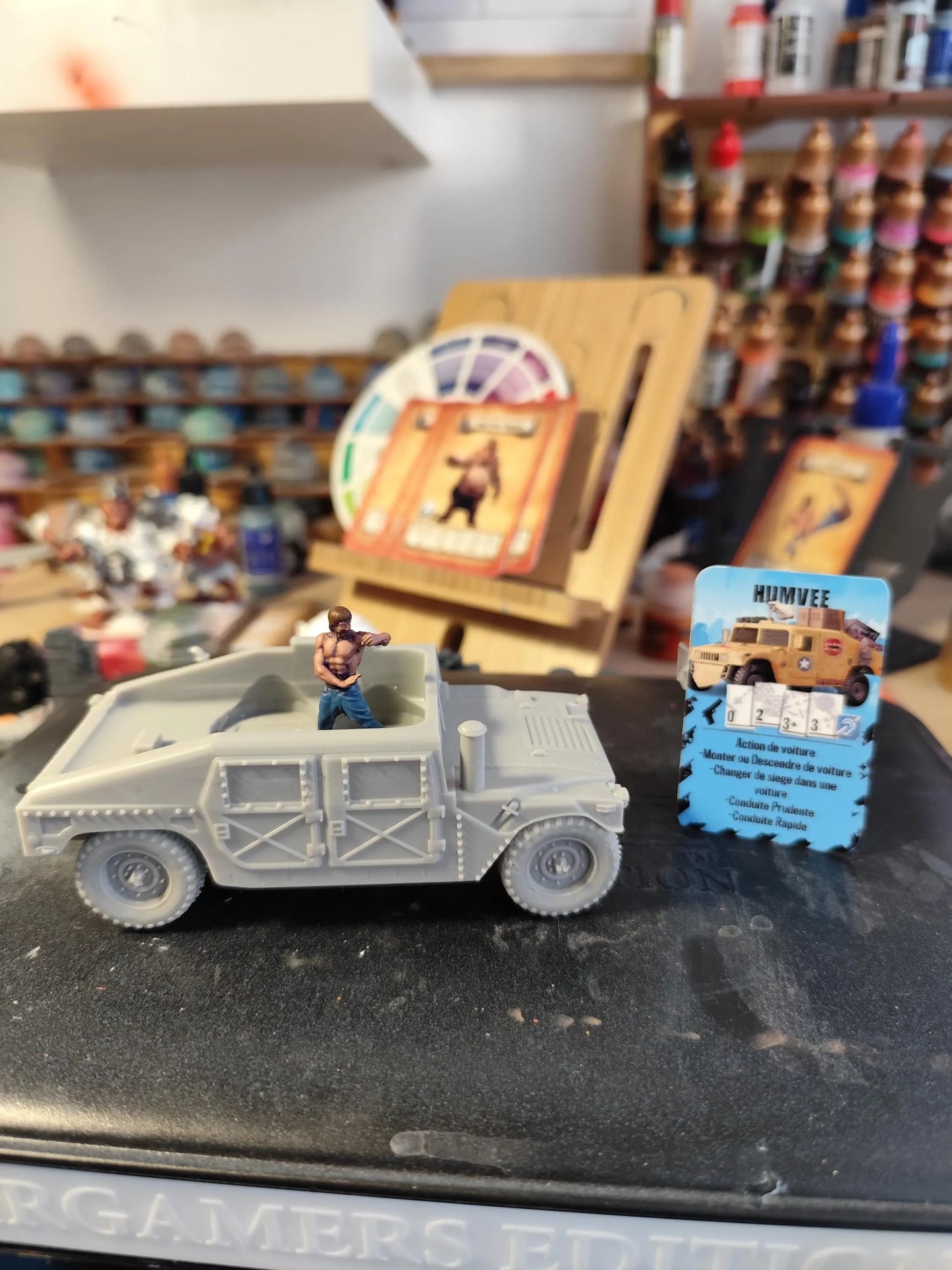 Figura Humvee Zombicide V2